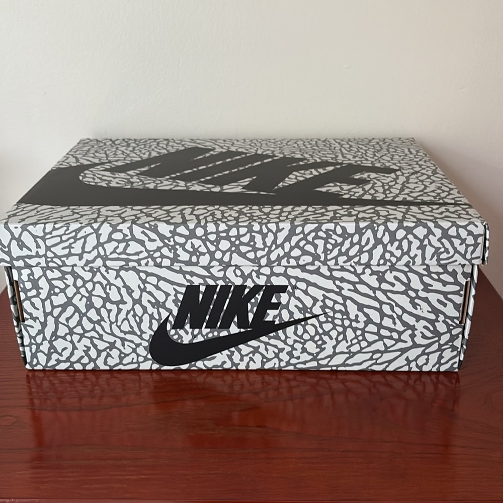 Nike Air Jordan 1 Retro High OG White Cement - Picture 14 of 16